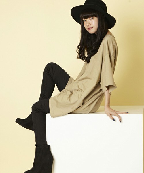 unrelaxing（アンリラクシング）の「スーパーオーバーサイズビッグTシャツ ビッグシルエットドロップショルダーTシャツ UR-315W（Tシャツ/カットソー・レディース・ホワイト/ブラック/グレー/ベージュ/ネイビー・SMALL/MEDIUM/LARGE）」の15枚目の写真