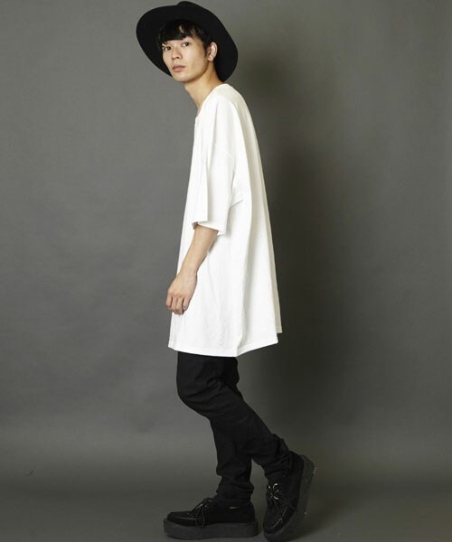 unrelaxing（アンリラクシング）の「スーパーオーバーサイズビッグTシャツ ビッグシルエットドロップショルダーTシャツUR-320（Tシャツ/カットソー・メンズ・ホワイト・FREE）」の17枚目の写真