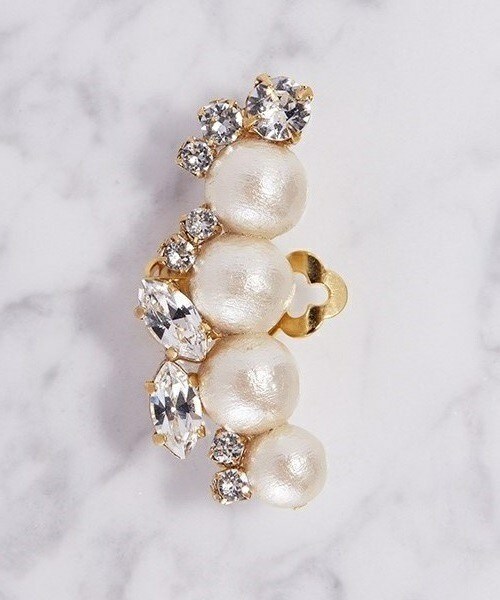 Y.A.Acc（ワイエーアク）の「Y.A.Aｃｃ パールイヤーカフ（イヤリング・レディース・その他3/ブラック・FREE）」の2枚目の写真