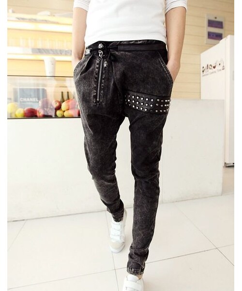 STORES.jp（ストアーズドットジェーピー）の「サルエルパンツ★スタッズ付き★ロック★K-POP【送料無料】（デニムパンツ・メンズ・その他）」の3枚目の写真