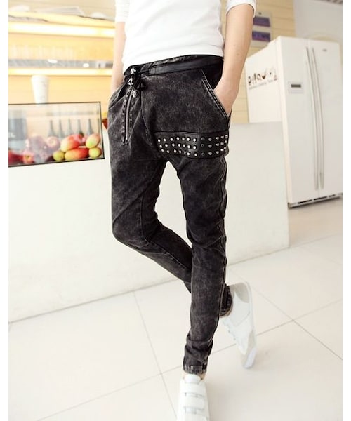 STORES.jp（ストアーズドットジェーピー）の「サルエルパンツ★スタッズ付き★ロック★K-POP【送料無料】（デニムパンツ・メンズ・その他）」の4枚目の写真