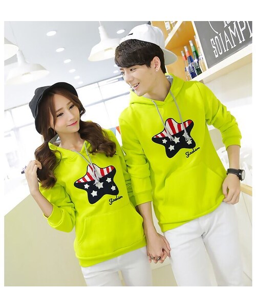 STORES.jp(ストアーズドットジェーピー)の「プルオーバーパーカー★3色★星(スター)柄★ペアルック★【送料無料】(スタジャン・メンズ・その他)」の4枚目の写真