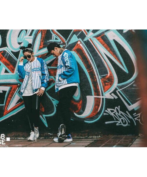 STORES.jp（ストアーズドットジェーピー）の「ストライプ柄スタジャン★ユニセックス・ペアルック★2色★ストリート×モード★【送料無料】（スタジャン・メンズ・その他）」の8枚目の写真