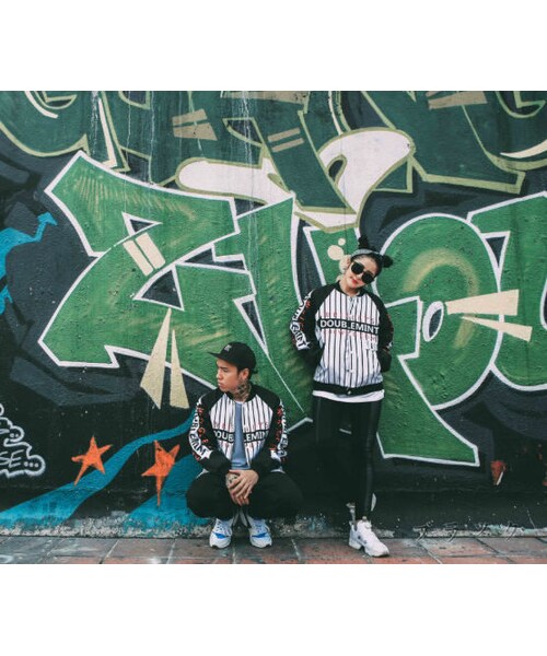 STORES.jp（ストアーズドットジェーピー）の「ストライプ柄スタジャン★ユニセックス・ペアルック★2色★ストリート×モード★【送料無料】（スタジャン・メンズ・その他）」の7枚目の写真