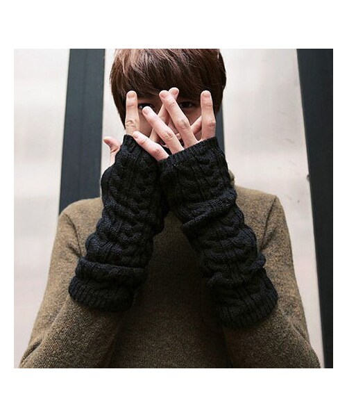 STORES.jp(ストアーズドットジェーピー)の「アームウォーマー★3色★スタイリッシュ★【送料無料】(スタジャン・メンズ・その他)」の1枚目の写真