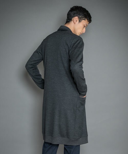ato（アトウ）の「ウールウォッシャブル天竺 ロングカーディガンコート（カーディガン/ボレロ・メンズ・グレー・46/48）」の5枚目の写真
