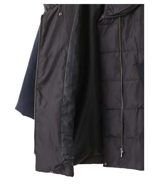 YECCA VECCA（イェッカヴェッカ）の「ロングファイバーダウンコート