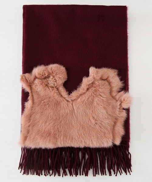 DHOLIC（ディーホリック）の「ラビットファーポイントマフラー（マフラー・レディース・ライトグレー/ワイン/ネイビー/ダークグレー/ブラック/チェック/ブラウン・ONE）」の6枚目の写真