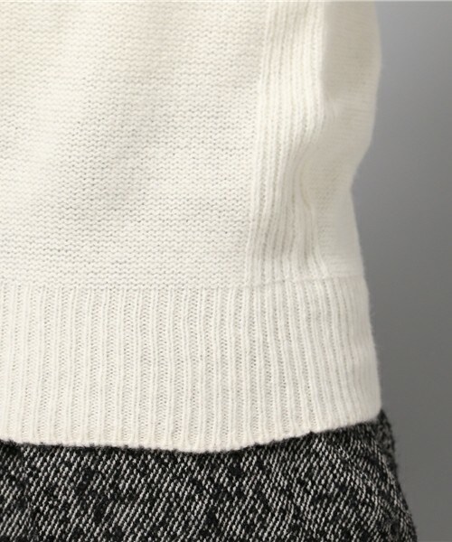 FREDY&GLOSTER（フレディアンドグロスター）の「カシミヤ混ラグランプルオーバーニット（ニット/セーター・レディース・ピンク/オフホワイト/ライトグレー・36/38）」の10枚目の写真