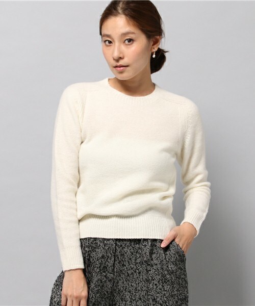 FREDY&GLOSTER（フレディアンドグロスター）の「カシミヤ混ラグランプルオーバーニット（ニット/セーター・レディース・ピンク/オフホワイト/ライトグレー・36/38）」の2枚目の写真