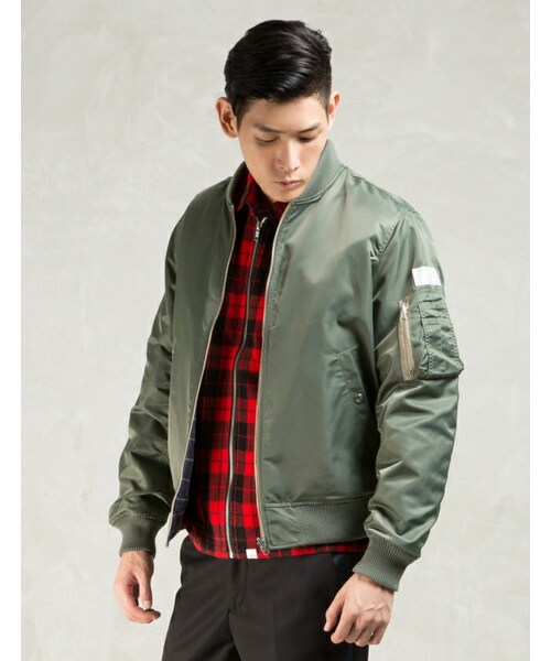 thisisneverthat（ディスイズネバーザット）の「Olive/navy RP