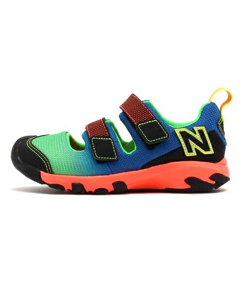 NEW BALANCE（ニューバランス）の「ベビー キッズ ニューバランス カラフルサンダル ベルクロ new balance KD555（ビーチサンダル・キッズ・グリーン/ピンク/レッド・14cm/15cm/16cm/17cm/18cm）」の2枚目の写真