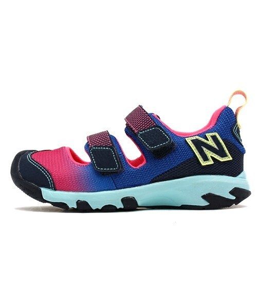 NEW BALANCE（ニューバランス）の「ベビー キッズ ニューバランス カラフルサンダル ベルクロ new balance KD555（ビーチサンダル・キッズ・グリーン/ピンク/レッド・14cm/15cm/16cm/17cm/18cm）」の3枚目の写真