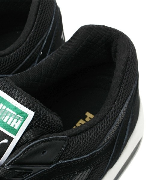 PUMA（プーマ）の「ユニセックス プーマ オールホワイト ブラック モノトーン PUMA R698 WHITE ON WHITE 358142（スニーカー・メンズ・ホワイト/ブラック・23cm/23.5cm/24cm/24.5cm/26cm/26.5cm/27cm/27.5cm/28cm）」の7枚目の写真