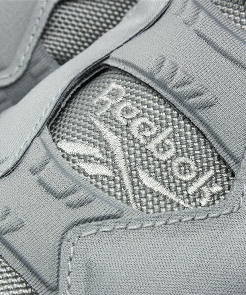 Reebok（リーボック）の「ユニセックス リーボック ポンプフューリー バリスティック グレー Reebok INSTAPUMP FURY OG V65751（スニーカー・レディース・グレー・23cm/23.5cm/24cm/24.5cm/25cm/26cm/26.5cm/27cm/27.5cm/28cm/28.5cm/29cm）」の10枚目の写真