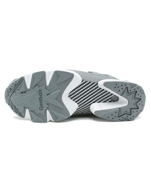 Reebok（リーボック）の「ユニセックス リーボック ポンプフューリー バリスティック グレー Reebok INSTAPUMP FURY OG V65751（スニーカー・レディース・グレー・23cm/23.5cm/24cm/24.5cm/25cm/26cm/26.5cm/27cm/27.5cm/28cm/28.5cm/29cm）」の3枚目の写真