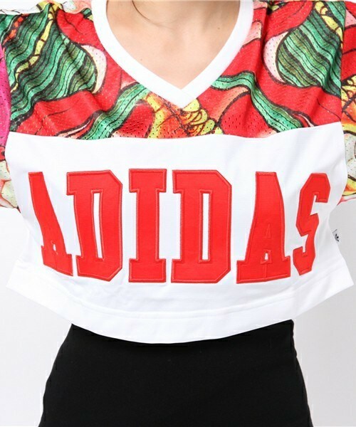 adidas Originals（アディダスオリジナルス）の「ウィメンズ