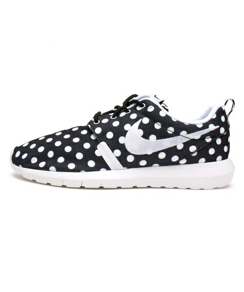 NIKE(ナイキ)の「ユニセックス ナイキ ローシ ドット柄 昆虫シリーズ NIKE ROSHE NM QS 810857(スニーカー・メンズ・A/B/C/D・24cm/24.5cm/26.5cm/27cm/27.5cm/28cm/28.5cm/29cm)」の4枚目の写真
