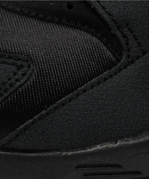NIKE（ナイキ）の「ウィメンズ ナイキ エアハラチ トリプルブラック NIKE WMNS AIR HUARACHE 634835-009（スニーカー・レディース・ブラック・23cm/23.5cm/24cm/24.5cm/22.5cm/27.5cm/28cm/28.5cm）」の9枚目の写真