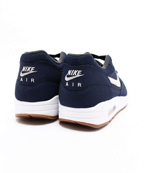 NIKE(ナイキ)の「メンズ ナイキ エアマックス NIKE AIR MAX 1 ESST 537383(スニーカー・メンズ・ホワイト/グレー/ネイビー・26.5cm/27cm/27.5cm/28cm/28.5cm/29cm)」の6枚目の写真