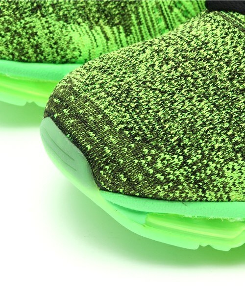 NIKE（ナイキ）の「メンズ ナイキ フライニットマックス NIKE FLYKNIT MAX 620469-007（スニーカー・メンズ・グリーン・26.5cm/27cm/27.5cm/28cm/28.5cm/29cm）」の5枚目の写真
