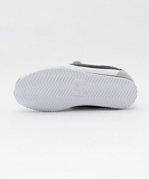 NIKE(ナイキ)の「ベビー キッズ ナイキ コルテッツ ナイロン NIKE CORTEZ NYLON TDV 749497-100(スニーカー・キッズ・ホワイト・13cm/14cm/15cm/16cm)」の3枚目の写真