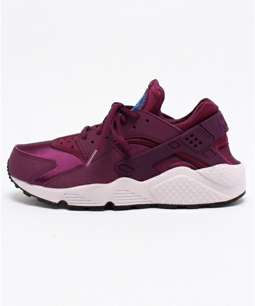 NIKE(ナイキ)の「ウィメンズ ナイキ エアハラチ パープル NIKE WMNS AIR HUARACHE 634835-500(スニーカー・レディース・パープル・23cm/23.5cm/24cm/24.5cm)」の1枚目の写真