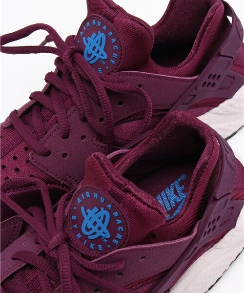 NIKE(ナイキ)の「ウィメンズ ナイキ エアハラチ パープル NIKE WMNS AIR HUARACHE 634835-500(スニーカー・レディース・パープル・23cm/23.5cm/24cm/24.5cm)」の7枚目の写真
