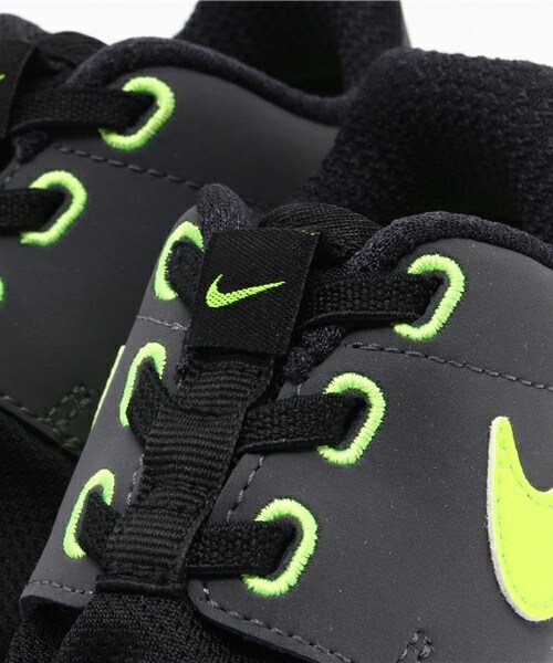 NIKE(ナイキ)の「ベビー キッズ ナイキ ローシワン NIKE ROSHE ONE TDV 749430-022(スニーカー・キッズ・ブラック・13cm/14cm/15cm/16cm)」の6枚目の写真