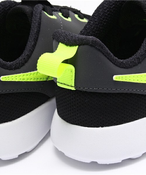 NIKE(ナイキ)の「ベビー キッズ ナイキ ローシワン NIKE ROSHE ONE TDV 749430-022(スニーカー・キッズ・ブラック・13cm/14cm/15cm/16cm)」の7枚目の写真