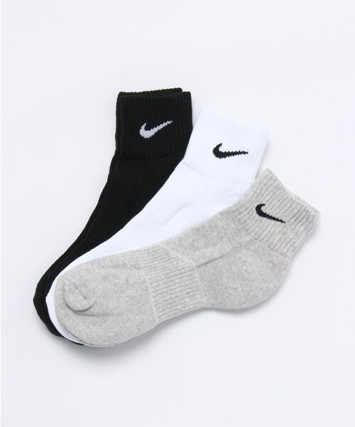 NIKE SPORTSWEAR（ナイキスポーツウェアー）の「ユニセックス 3足1組 ナイキ ソックス NIKE 3P COTTON CUSHION QUARTER SOCKS MOIST MNG SX4703（ソックス/靴下・レディース・ホワイト/ブラック/マルチ・24cm/27cm）」の3枚目の写真