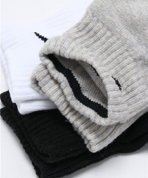 NIKE SPORTSWEAR（ナイキスポーツウェアー）の「ユニセックス 3足1組 ナイキ ソックス NIKE 3P COTTON CUSHION QUARTER SOCKS MOIST MNG SX4703（ソックス/靴下・レディース・ホワイト/ブラック/マルチ・24cm/27cm）」の6枚目の写真