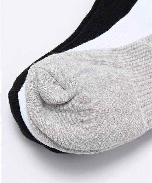 NIKE SPORTSWEAR（ナイキスポーツウェアー）の「ユニセックス 3足1組 ナイキ ソックス NIKE 3P COTTON CUSHION QUARTER SOCKS MOIST MNG SX4703（ソックス/靴下・レディース・ホワイト/ブラック/マルチ・24cm/27cm）」の5枚目の写真