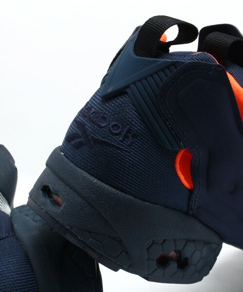 Reebok(リーボック)の「ユニセックス リーボック インスタポンプ Reebok INSTAPUMP FURY TECH V63499 NAVY(スニーカー・レディース・ネイビー・23cm/23.5cm/24cm/24.5cm/26.5cm/27cm/27.5cm/28cm/28.5cm)」の9枚目の写真