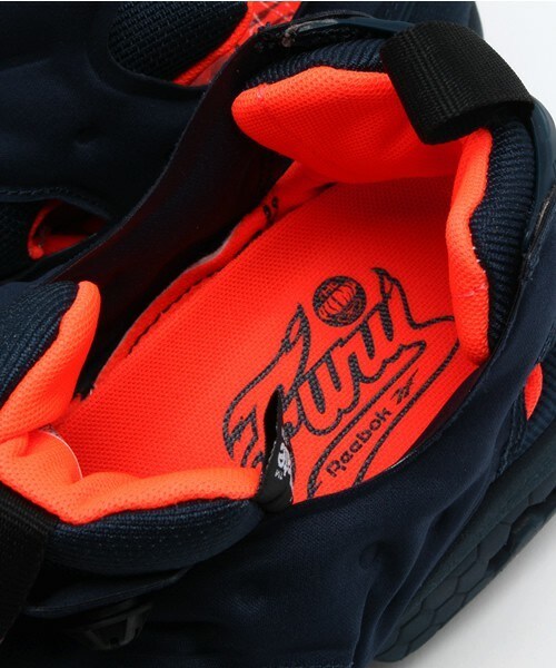 Reebok(リーボック)の「ユニセックス リーボック インスタポンプ Reebok INSTAPUMP FURY TECH V63499 NAVY(スニーカー・レディース・ネイビー・23cm/23.5cm/24cm/24.5cm/26.5cm/27cm/27.5cm/28cm/28.5cm)」の7枚目の写真