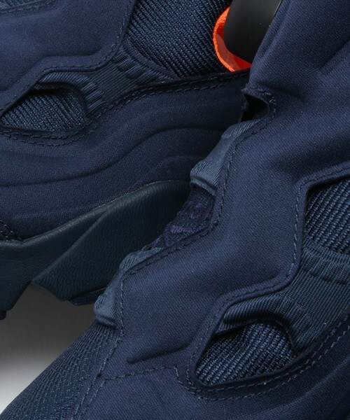 Reebok(リーボック)の「ユニセックス リーボック インスタポンプ Reebok INSTAPUMP FURY TECH V63499 NAVY(スニーカー・レディース・ネイビー・23cm/23.5cm/24cm/24.5cm/26.5cm/27cm/27.5cm/28cm/28.5cm)」の11枚目の写真