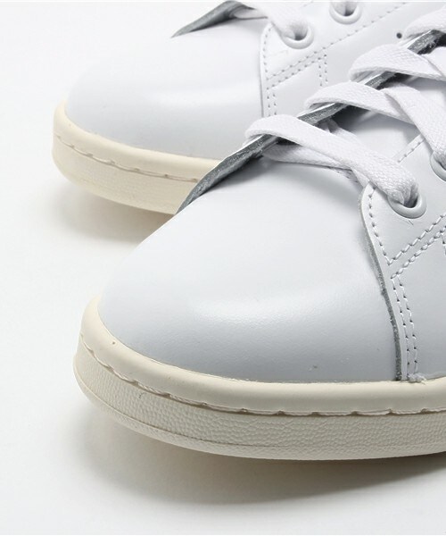 adidas（アディダス）の「ユニセックス アディダス スタンスミス グリーン adidas Originals STAN SMITH B24364（スニーカー・メンズ・ホワイト・23cm/23.5cm/24cm/24.5cm/26.5cm/27cm/27.5cm/28cm/28.5cm/29cm）」の5枚目の写真
