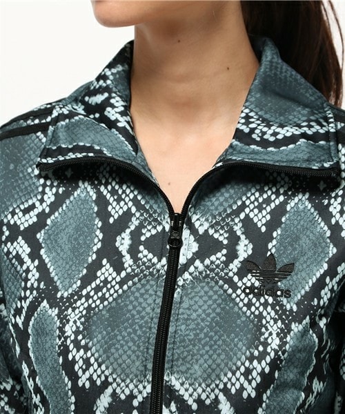 adidas（アディダス）の「ウィメンズ アディダス ファイヤー