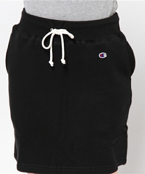Champion(チャンピオン)の「ウィメンズ チャンピオン スウェットスカート Cロゴ Champion WMNS SWEAT SKIRT C LOGO CW-G208(スカート・レディース・ブラック/グレー/ネイビー・MEDIUM/LARGE)」の7枚目の写真