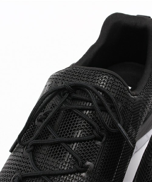 Reebok(リーボック)の「メンズ リーボック ジーポンプ フュージョン Reebok ZPUMP FUSION PU V62810(スニーカー・メンズ・ブラック・26cm/26.5cm/27cm/27.5cm/28cm/28.5cm/29cm)」の6枚目の写真