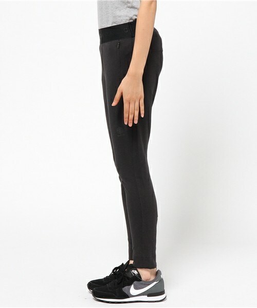 Reebok(リーボック)の「ウィメンズ リーボック スキニー スウェットパンツ Reebok WMNS 90 TREND SWEAT PANT AA3917/AA8661(その他パンツ・レディース・ブラック/ダークグレー・SMALL/MEDIUM)」の4枚目の写真