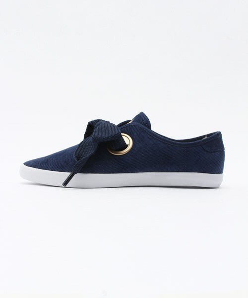 adidas(アディダス)の「ウィメンズ アディダス リレース コーデュロイ リボン adidas RELACE LOW CORDUROY AC S74561(スニーカー・レディース・インディゴブルー・23cm/23.5cm/24cm/24.5cm/25cm)」の2枚目の写真