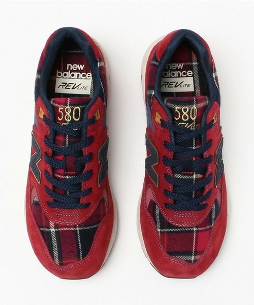 New Balance 580 レッド チェック柄 スニーカー NEW BALANCE（ニューバランス）の「ウィメンズ ニューバランス