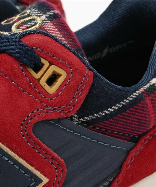 New Balance 580 レッド チェック柄 スニーカー NEW BALANCE（ニューバランス）の「ウィメンズ ニューバランス