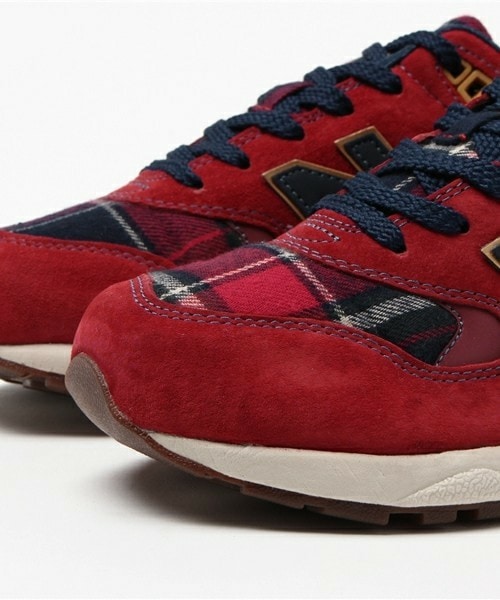 New Balance 580 レッド チェック柄 スニーカー NEW BALANCE（ニューバランス）の「ウィメンズ ニューバランス