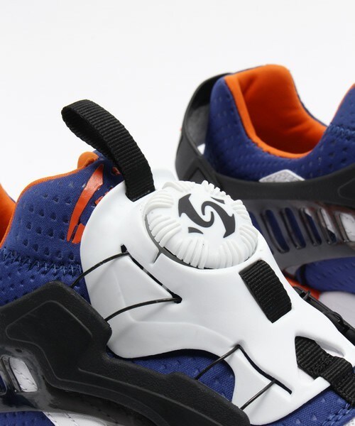 PUMA（プーマ）の「メンズ プーマ ディスクブレイズ PUMA DISC BLAZE 3D FAST FWD 2 358910-01（スニーカー・メンズ・ホワイト・26.5cm/27cm/27.5cm/28cm）」の6枚目の写真