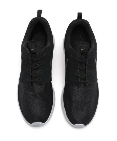 NIKE SPORTSWEAR(ナイキスポーツウェアー)の「メンズ ナイキ ローシ スエード NIKE ROSHE ONE SUEDE 685280-001(スニーカー・メンズ・ブラック・27.5cm/28cm/28.5cm/29cm/29.5cm)」の5枚目の写真