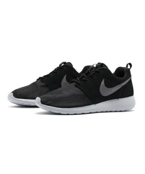 NIKE SPORTSWEAR(ナイキスポーツウェアー)の「メンズ ナイキ ローシ スエード NIKE ROSHE ONE SUEDE 685280-001(スニーカー・メンズ・ブラック・27.5cm/28cm/28.5cm/29cm/29.5cm)」の2枚目の写真