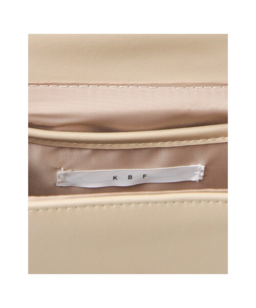 KBF（ケイビーエフ）の「タッセル付チェーンBOXBAG（バッグ・レディース・BEIGE/BLACK・one）」の12枚目の写真