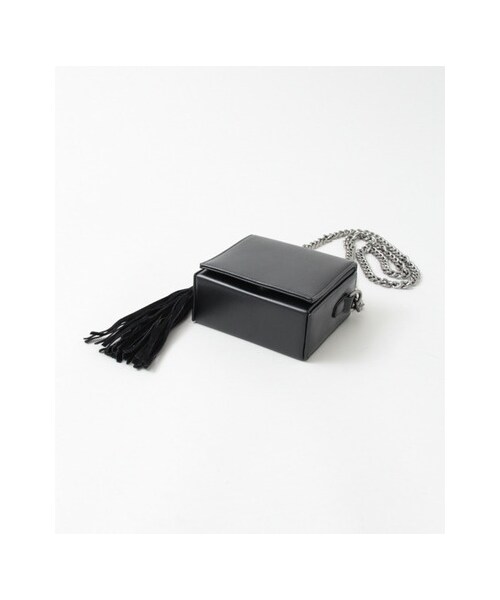 KBF（ケイビーエフ）の「タッセル付チェーンBOXBAG（バッグ・レディース・BEIGE/BLACK・one）」の13枚目の写真